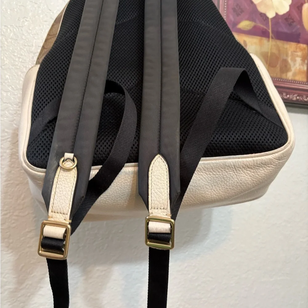 Coach Brown and Cream Backpack - Picture 4 of 16